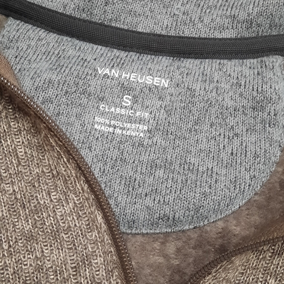 Van Heusen pullover size small - Picture 2 of 2